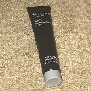 Hair styling mousse/cream